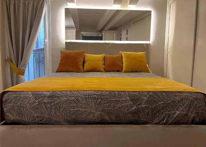 Artemide Domus e